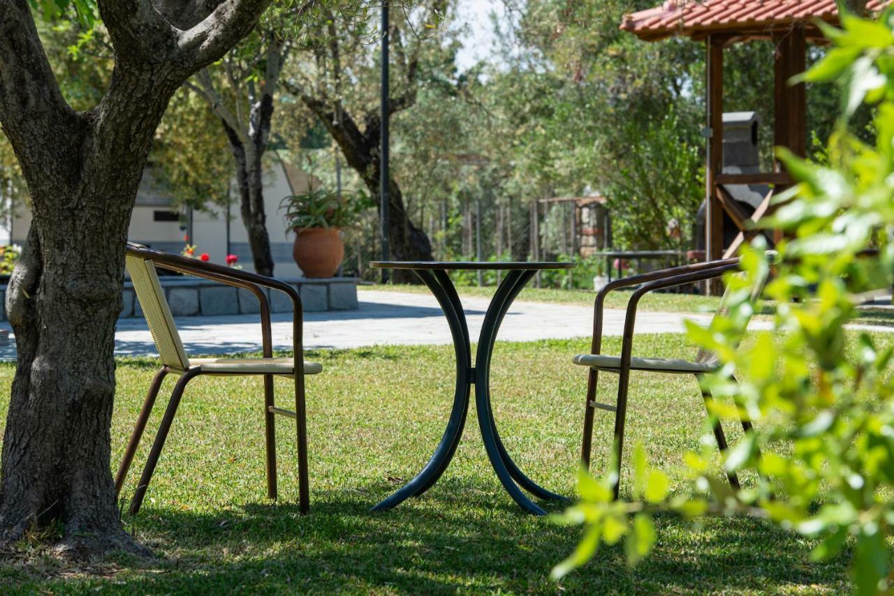Apartamento Garden House Psarogiannis Vourvourou Exterior foto
